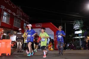 BIB: 3717, 3420, 4070
                            <button type="button" onclick="openModal(26259580)" class="btn btn-primary btn-sm float-right btn-popup" data-toggle="modal" data-target=".modal-high-quality">
                        <i class="fas fa-shopping-cart"></i> Add to Cart
                    </button>
                                            <button type="button" onclick="isThisMe(26259580, true)" class="btn btn-success btn-sm float-right btn-popup btn-isme hidden" data-toggle="tooltip" data-placement="bottom" title="นี่คือรูปของคุณใช่ไหม คลิกที่นี่เพื่อเอาเข้าอัลบั้ม">
                        <i class="fas fa-plus"></i> Add to album
                    </button>
                    <button type="button" onclick="isThisMe(26259580, false)" class="btn btn-warning btn-sm float-right btn-popup btn-isnotme hidden">
                        <i class="fas fa-ban"></i> Remove from album
                    </button>